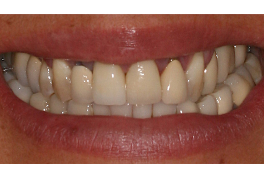 An old pencil drawing of Don Quixote and Sancho Panza sitting on their horses, by Wilhelm Marstrand.