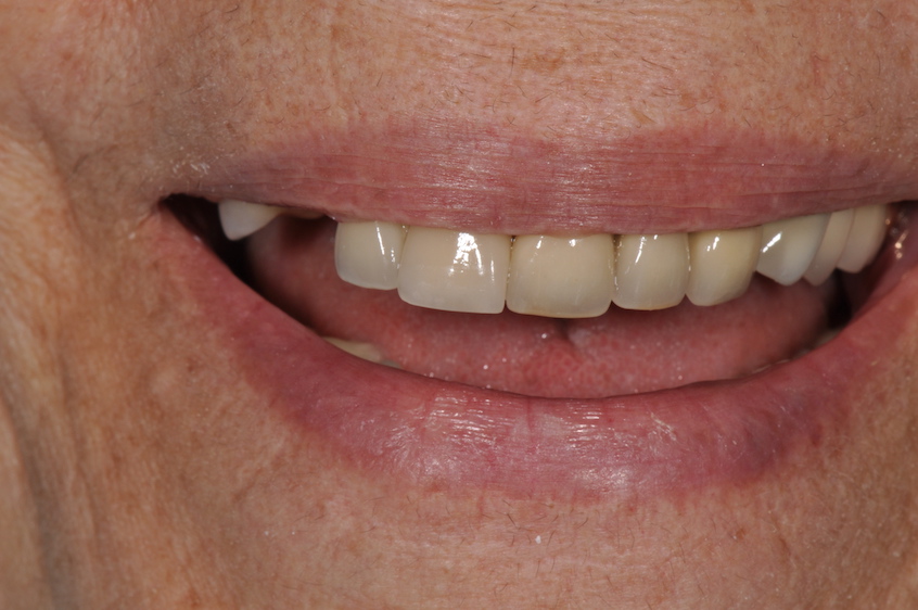 An old pencil drawing of Don Quixote and Sancho Panza sitting on their horses, by Wilhelm Marstrand.